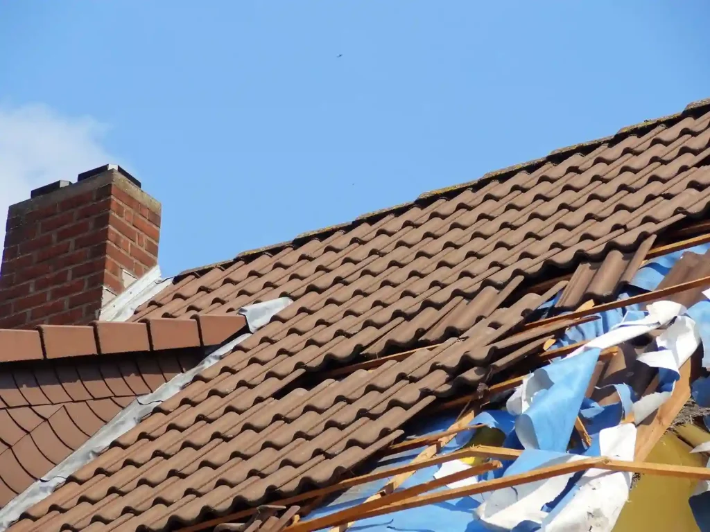 How to Restore Your Roof After a Storm